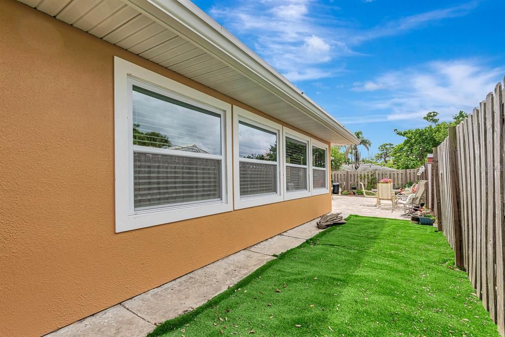 Activo con contrato: $549,900 (3 camas, 2 baños, 1761 Pies cuadrados)