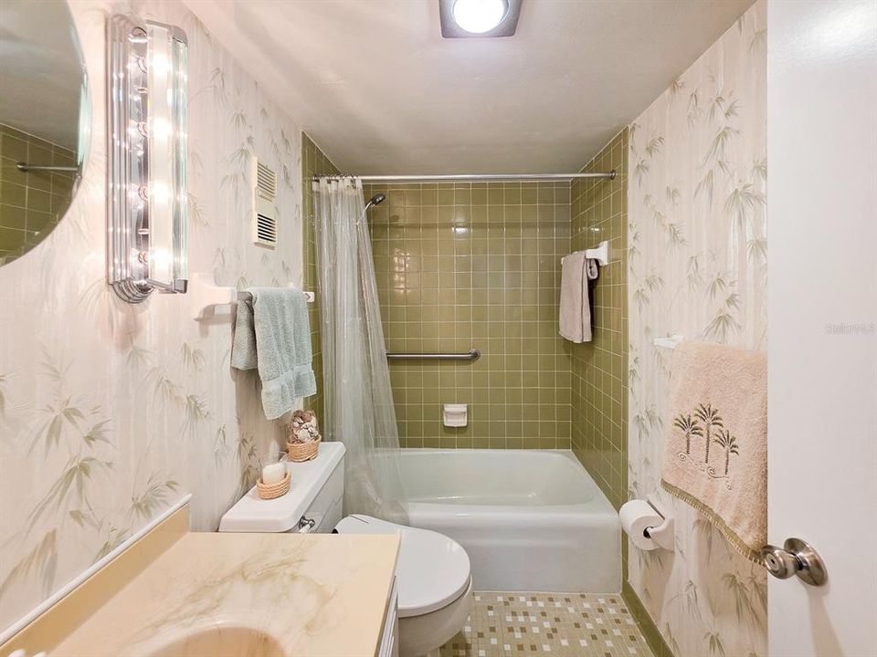 For Sale: $324,000 (3 beds, 2 baths, 1495 Square Feet)