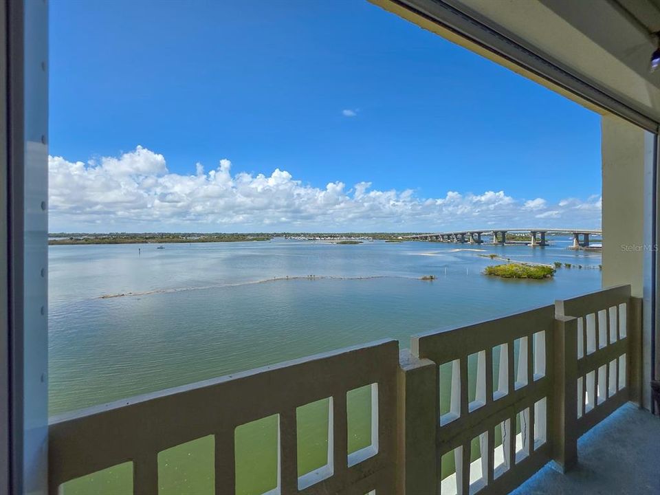 For Sale: $324,000 (3 beds, 2 baths, 1495 Square Feet)