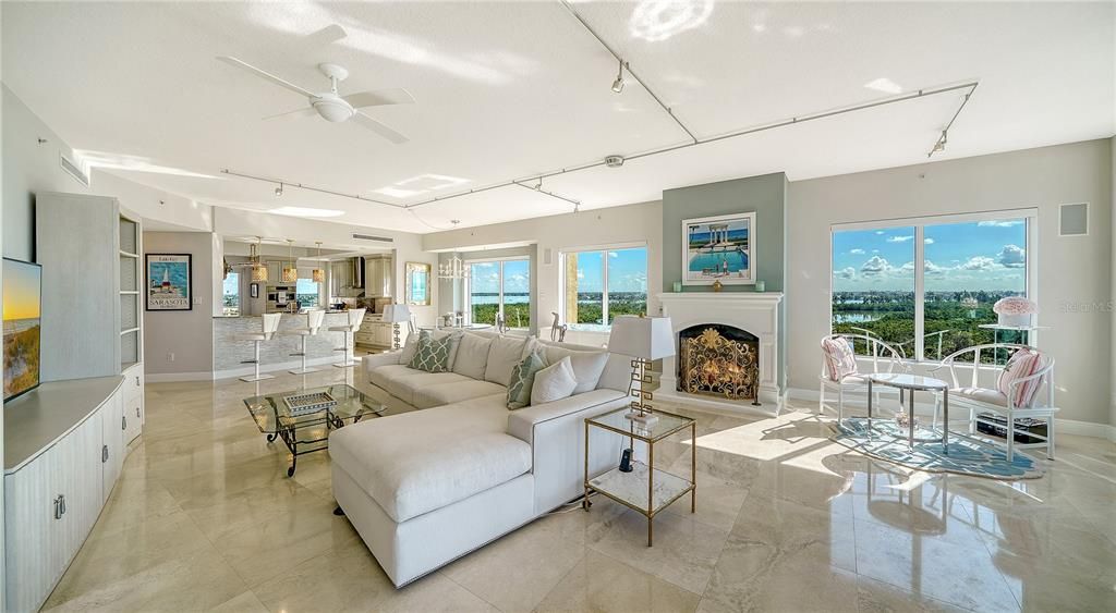 En Venta: $4,998,000 (3 camas, 3 baños, 4196 Pies cuadrados)