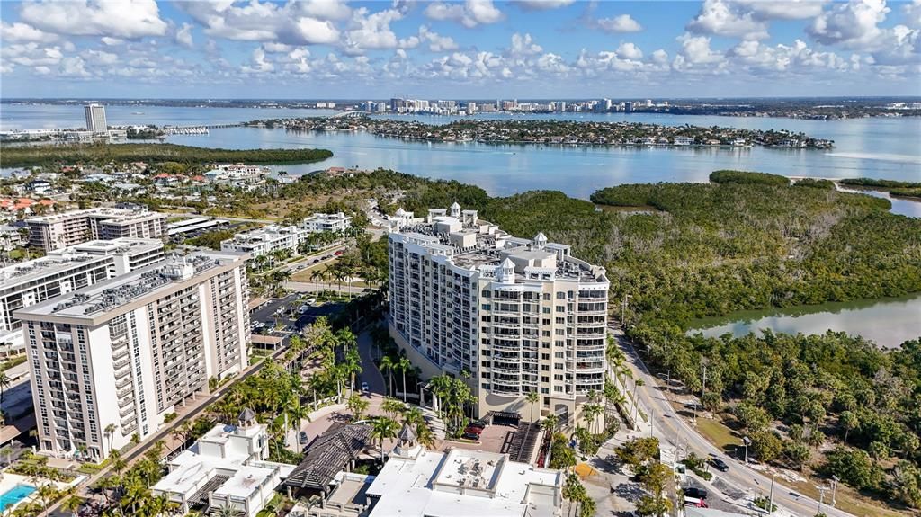 En Venta: $4,998,000 (3 camas, 3 baños, 4196 Pies cuadrados)