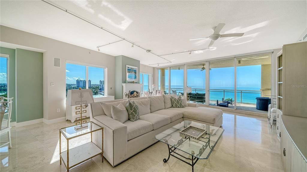 En Venta: $4,998,000 (3 camas, 3 baños, 4196 Pies cuadrados)