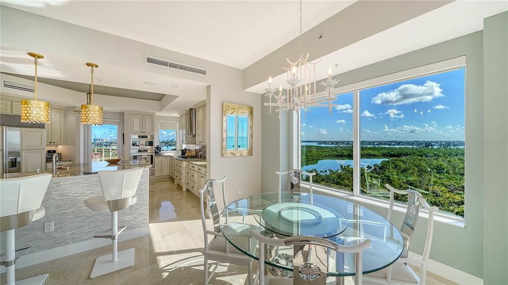 En Venta: $4,998,000 (3 camas, 3 baños, 4196 Pies cuadrados)