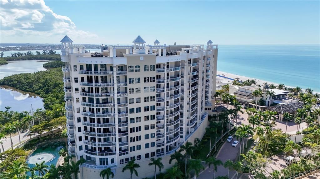 En Venta: $4,998,000 (3 camas, 3 baños, 4196 Pies cuadrados)