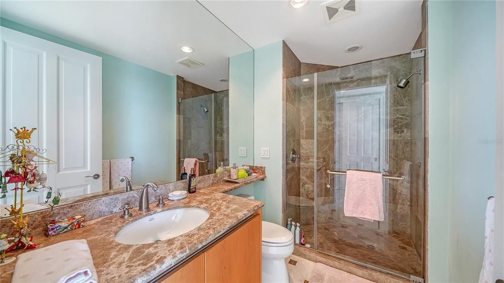 En Venta: $4,998,000 (3 camas, 3 baños, 4196 Pies cuadrados)