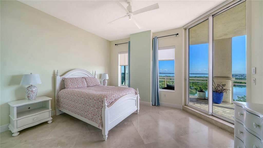 En Venta: $4,998,000 (3 camas, 3 baños, 4196 Pies cuadrados)