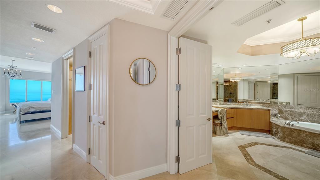 En Venta: $4,998,000 (3 camas, 3 baños, 4196 Pies cuadrados)