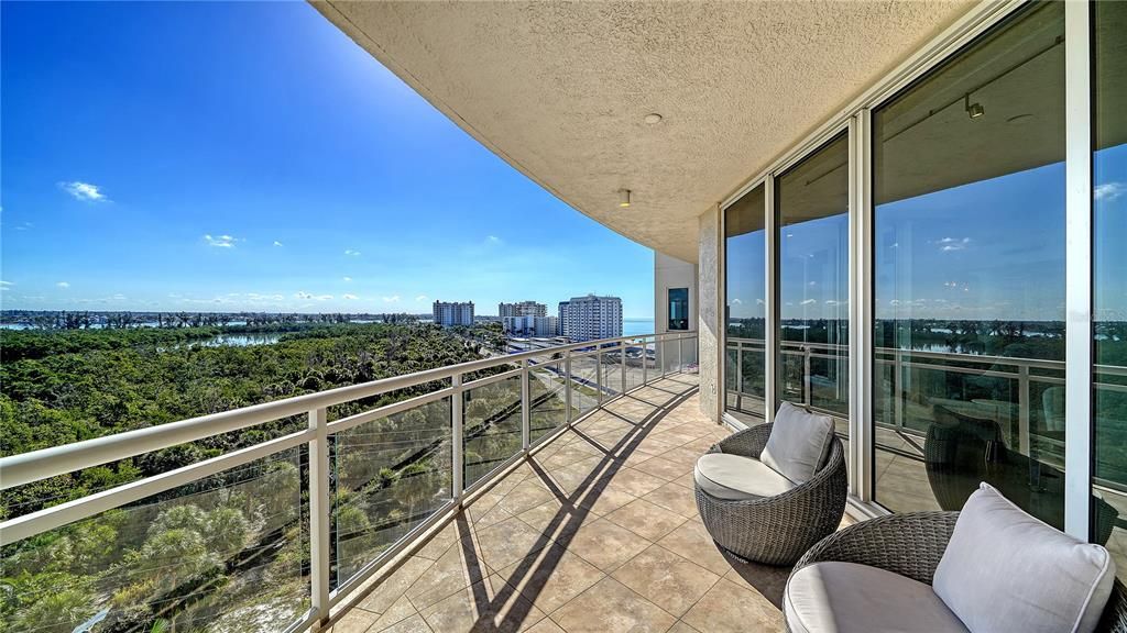 En Venta: $4,998,000 (3 camas, 3 baños, 4196 Pies cuadrados)