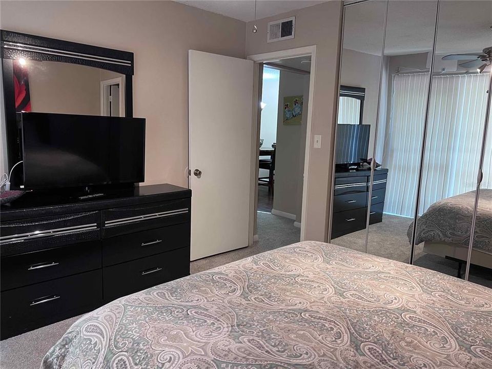 В аренду: $1,200 (1 спален, 1 ванн, 574 Квадратных фут)