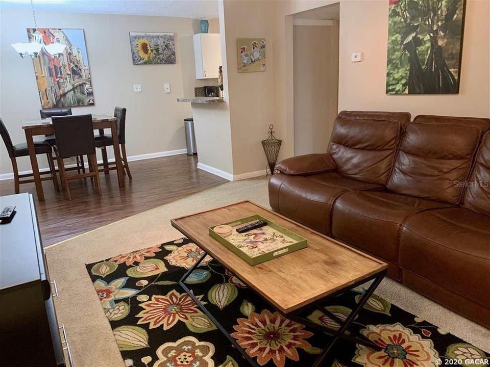 В аренду: $1,200 (1 спален, 1 ванн, 574 Квадратных фут)