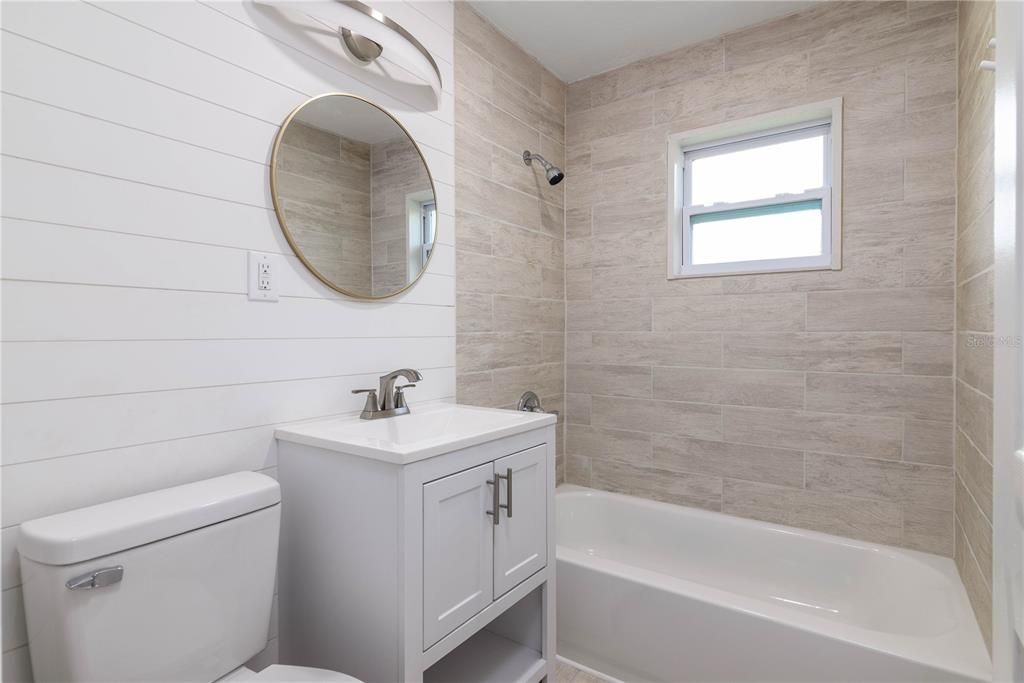 For Sale: $237,900 (3 beds, 2 baths, 1137 Square Feet)
