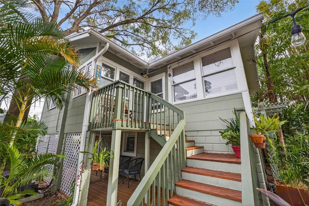 Activo con contrato: $950,000 (4 camas, 3 baños, 2092 Pies cuadrados)