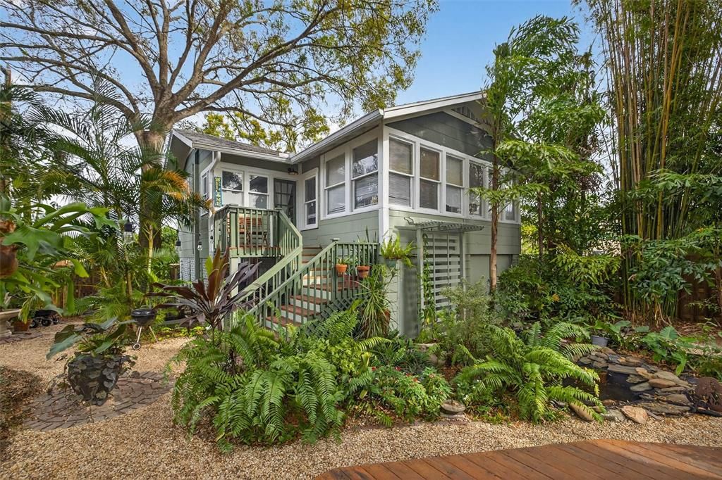 Activo con contrato: $950,000 (4 camas, 3 baños, 2092 Pies cuadrados)