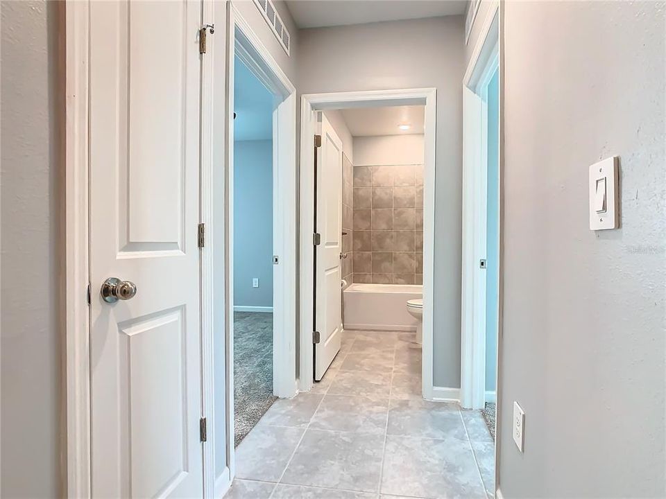 В аренду: $1,950 (3 спален, 2 ванн, 1560 Квадратных фут)