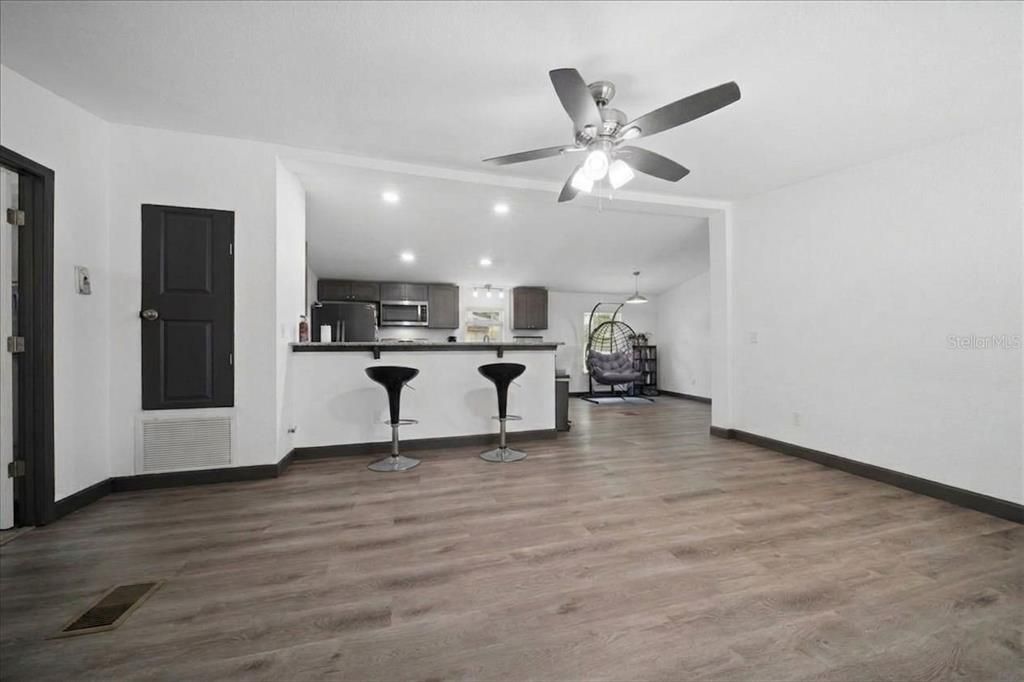 En Venta: $170,000 (3 camas, 2 baños, 1152 Pies cuadrados)