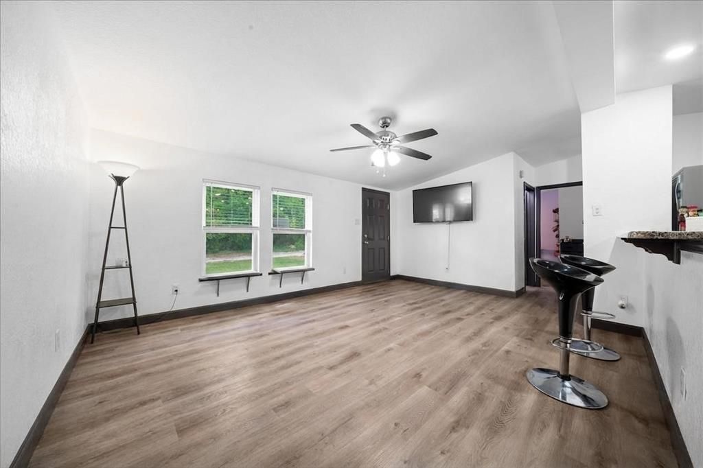 En Venta: $170,000 (3 camas, 2 baños, 1152 Pies cuadrados)