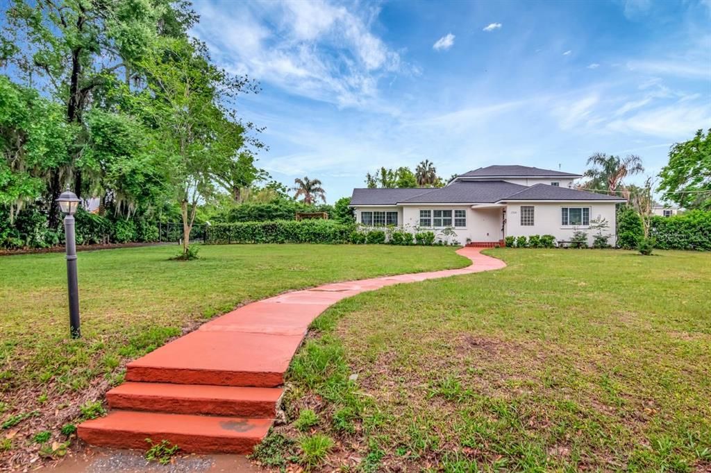 На продажу: $695,900 (4 спален, 3 ванн, 2480 Квадратных фут)