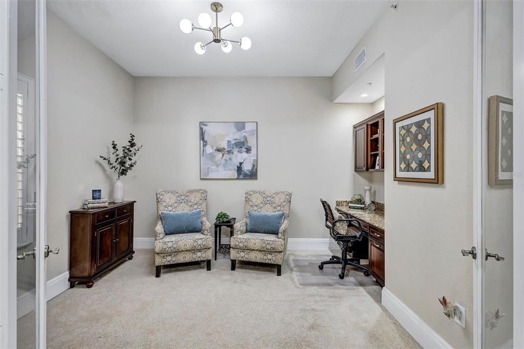 For Sale: $900,000 (3 beds, 2 baths, 2423 Square Feet)