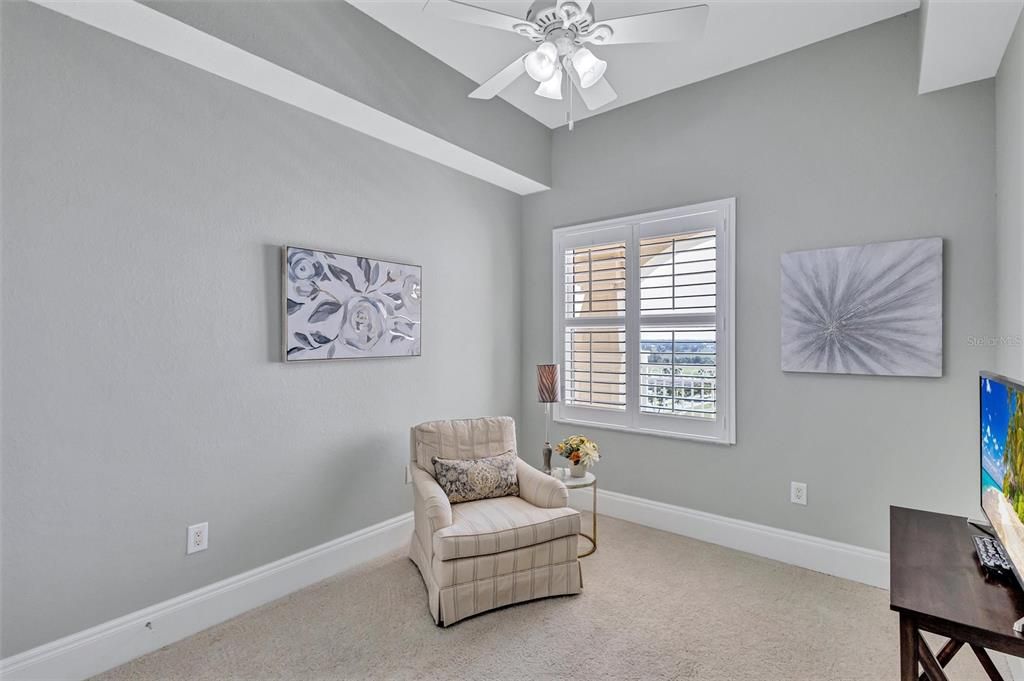 For Sale: $900,000 (3 beds, 2 baths, 2423 Square Feet)