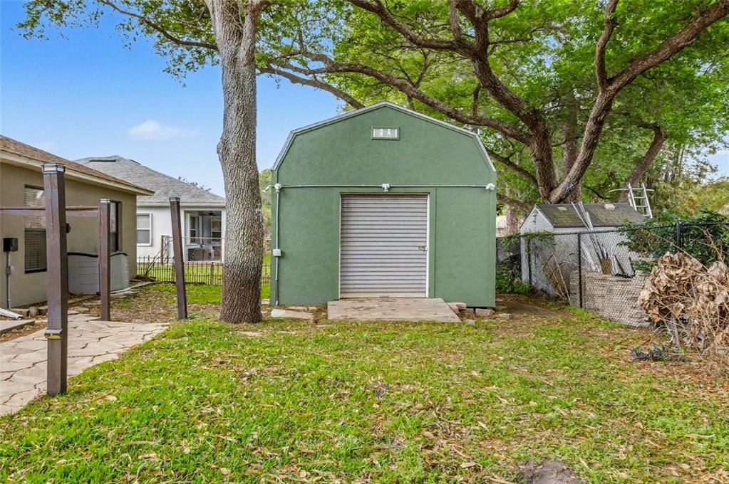 Activo con contrato: $470,000 (3 camas, 2 baños, 2200 Pies cuadrados)