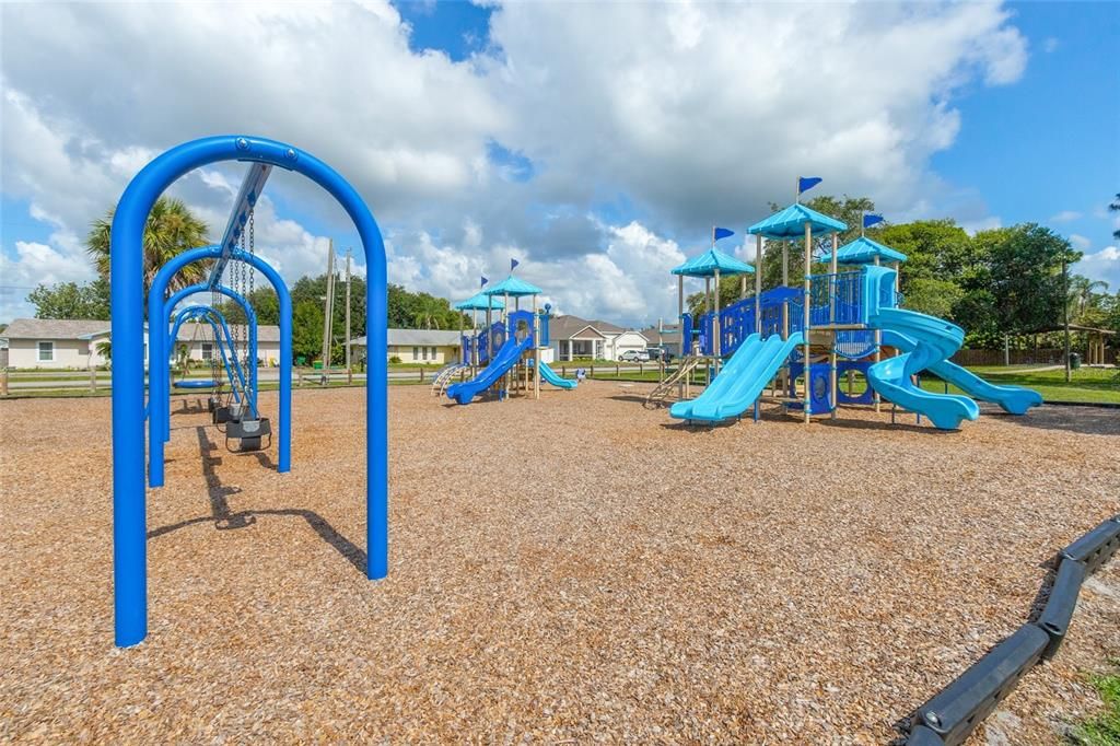 Activo con contrato: $470,000 (3 camas, 2 baños, 2200 Pies cuadrados)