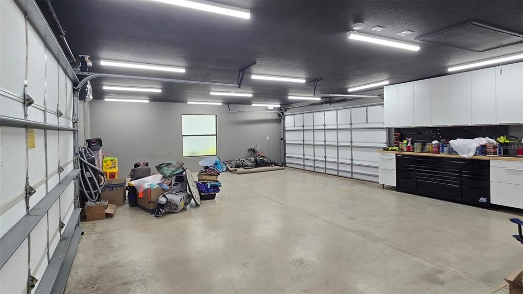 Activo con contrato: $470,000 (3 camas, 2 baños, 2200 Pies cuadrados)