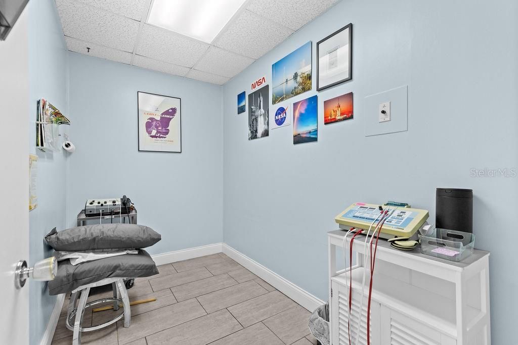 На продажу: $325,000 (0 спален, 0 ванн, 1650 Квадратных фут)