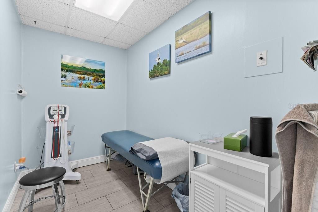 На продажу: $325,000 (0 спален, 0 ванн, 1650 Квадратных фут)