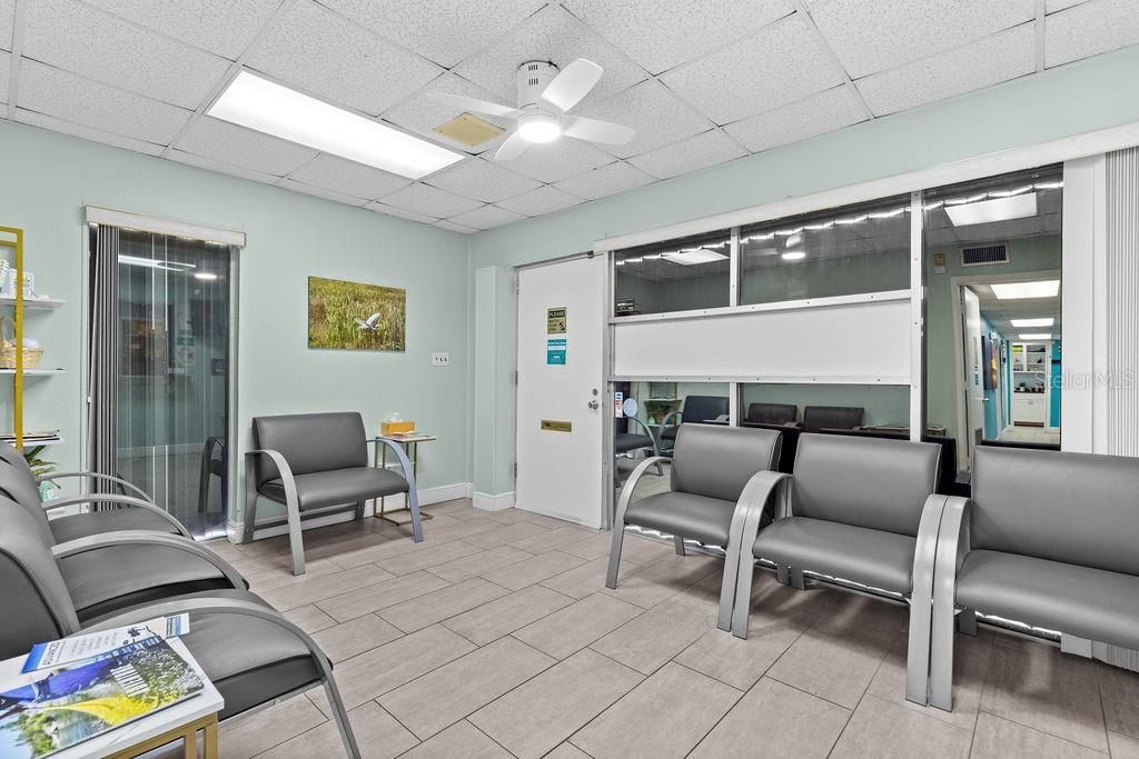 На продажу: $325,000 (0 спален, 0 ванн, 1650 Квадратных фут)