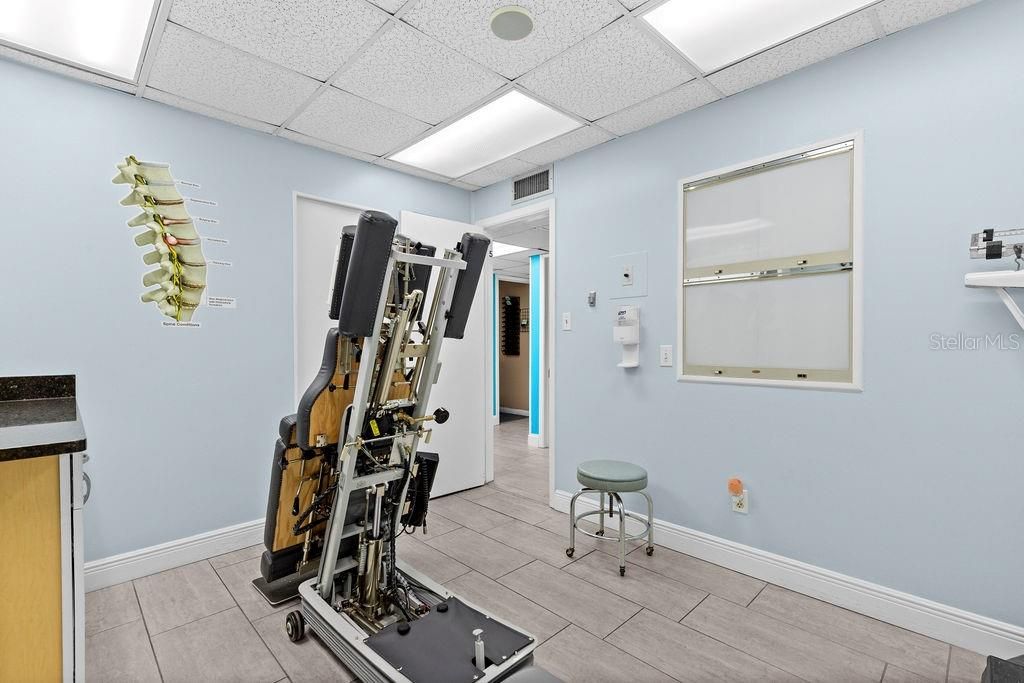 На продажу: $325,000 (0 спален, 0 ванн, 1650 Квадратных фут)