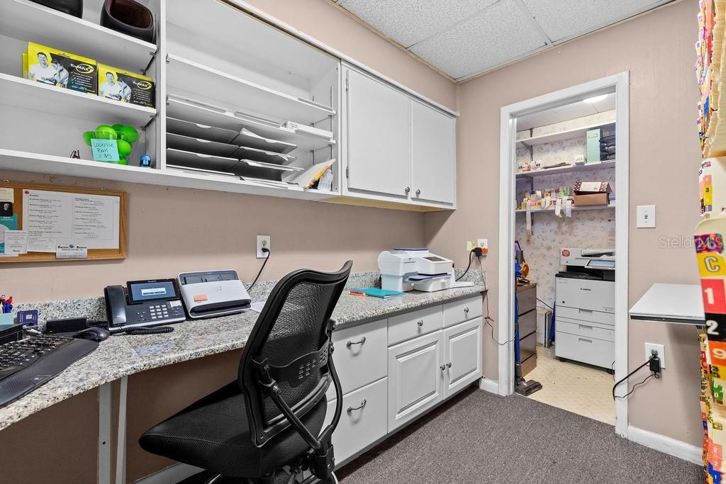 На продажу: $325,000 (0 спален, 0 ванн, 1650 Квадратных фут)