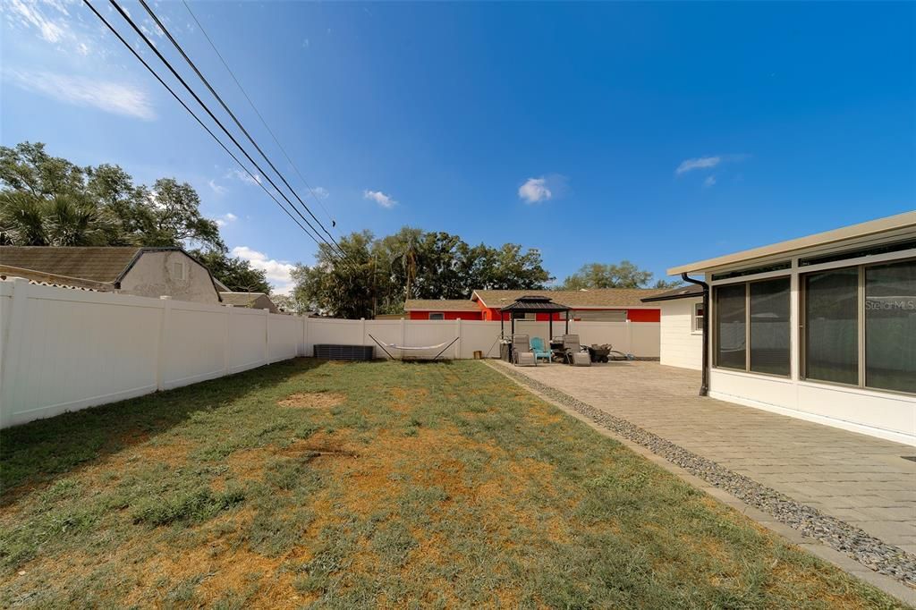 Active With Contract: $2,700 (3 beds, 2 baths, 1349 Square Feet)