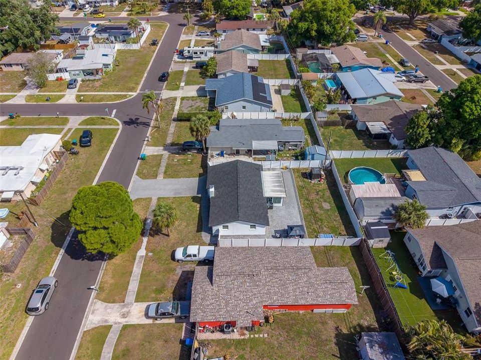 Active With Contract: $2,700 (3 beds, 2 baths, 1349 Square Feet)