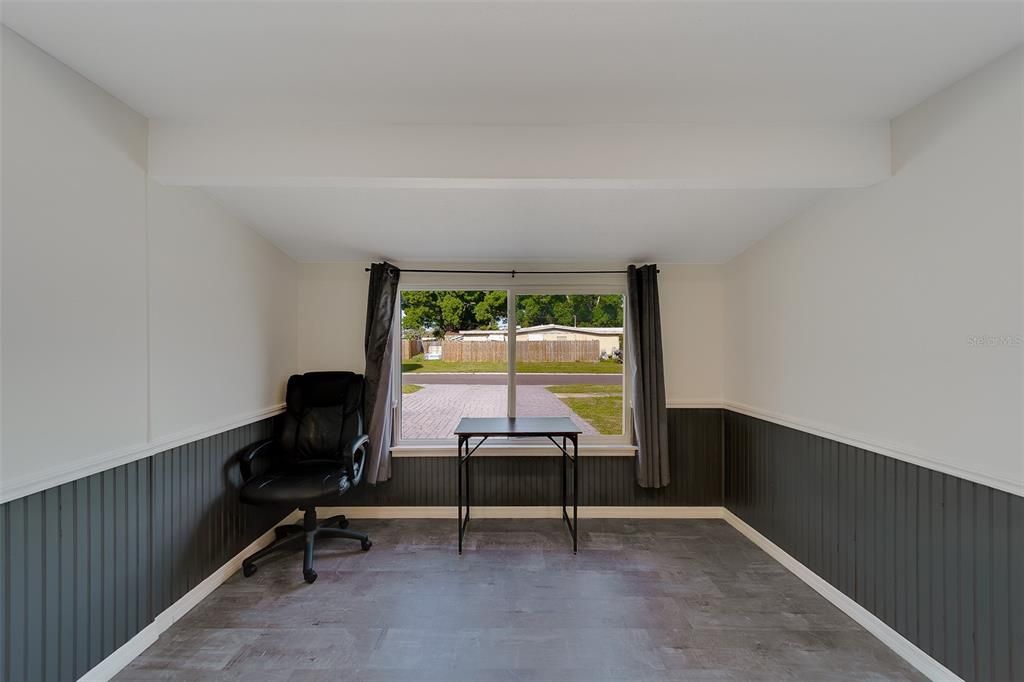 Active With Contract: $2,700 (3 beds, 2 baths, 1349 Square Feet)