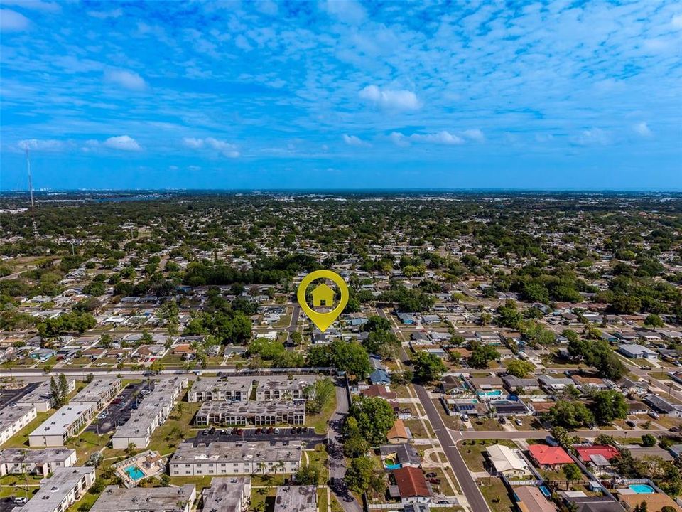 Active With Contract: $2,700 (3 beds, 2 baths, 1349 Square Feet)