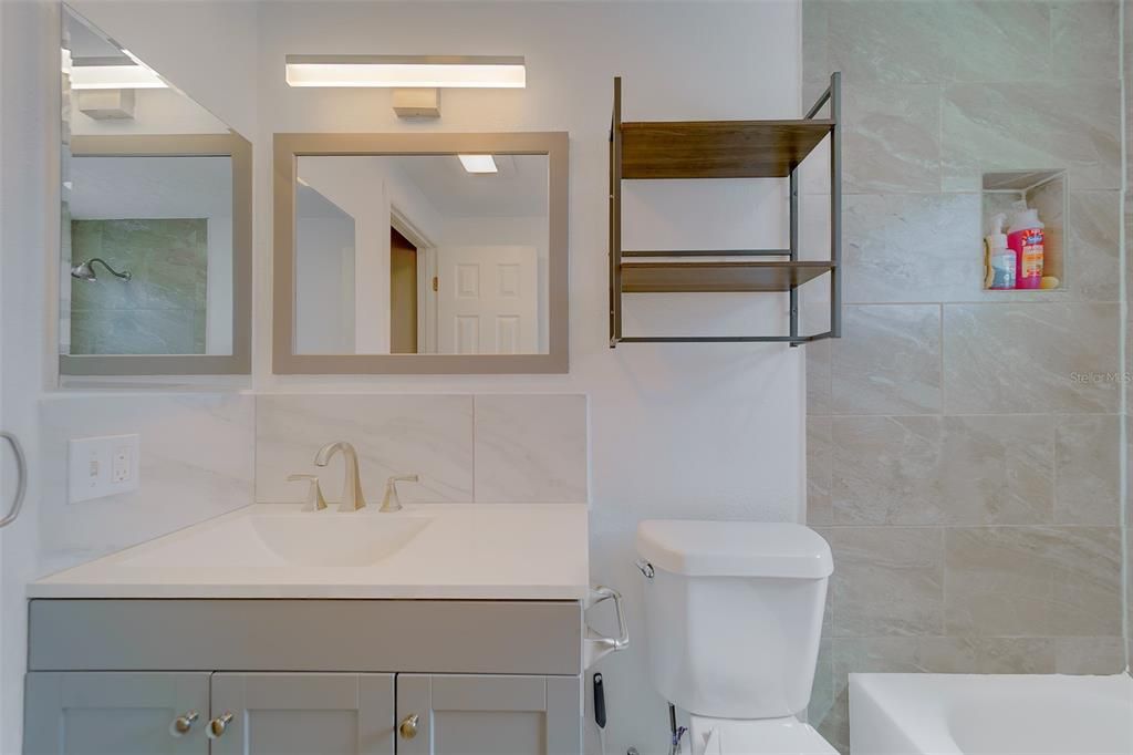 Active With Contract: $2,700 (3 beds, 2 baths, 1349 Square Feet)