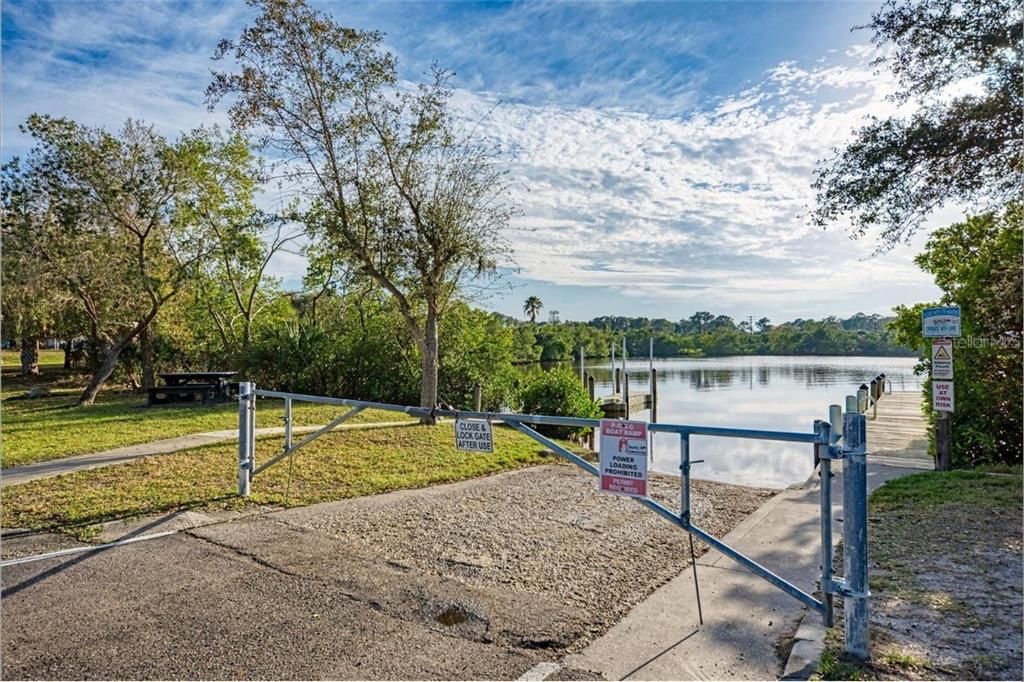 待售: $16,000 (0.23 acres)