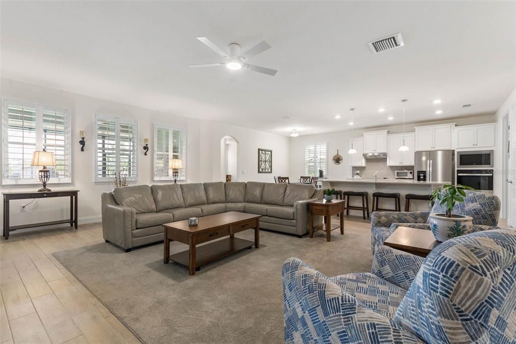 待售: $529,900 (4 贝兹, 3 浴室, 2361 平方英尺)