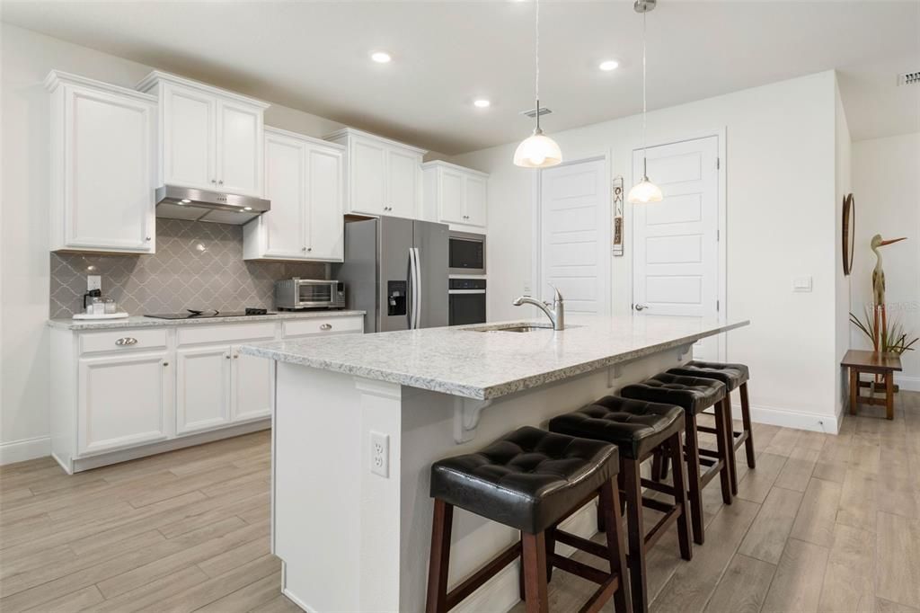 待售: $529,900 (4 贝兹, 3 浴室, 2361 平方英尺)