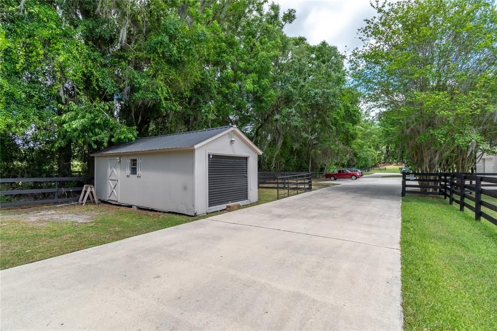 На продажу: $2,645,000 (3 спален, 2 ванн, 2000 Квадратных фут)