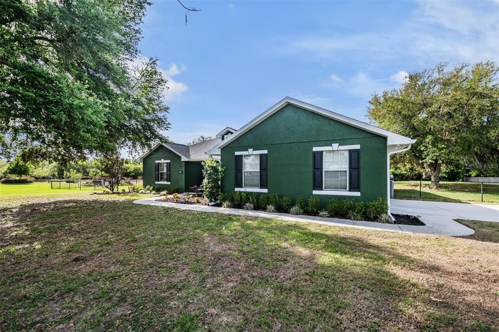 En Venta: $499,900 (4 camas, 2 baños, 2079 Pies cuadrados)