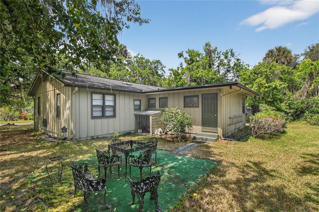 На продажу: $199,000 (4 спален, 2 ванн, 1638 Квадратных фут)