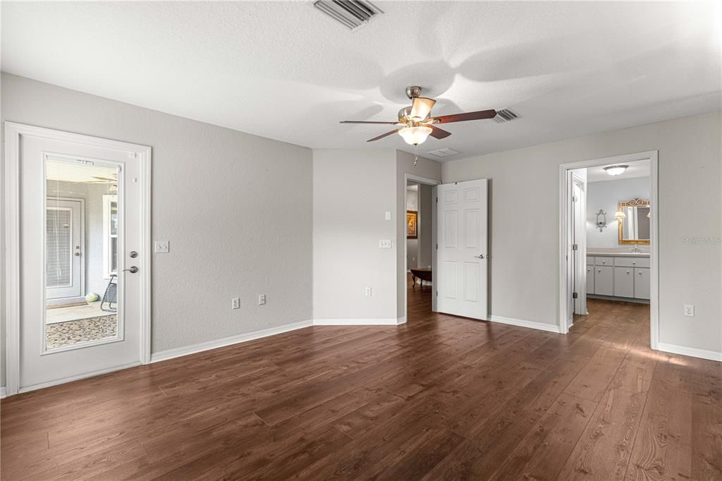 En Venta: $335,000 (3 camas, 2 baños, 1854 Pies cuadrados)