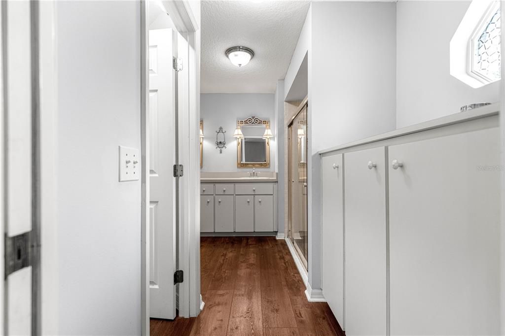 En Venta: $335,000 (3 camas, 2 baños, 1854 Pies cuadrados)