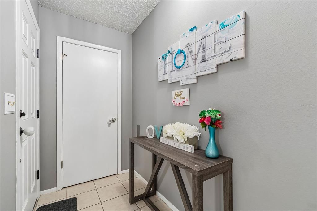 Activo con contrato: $225,000 (2 camas, 2 baños, 1357 Pies cuadrados)