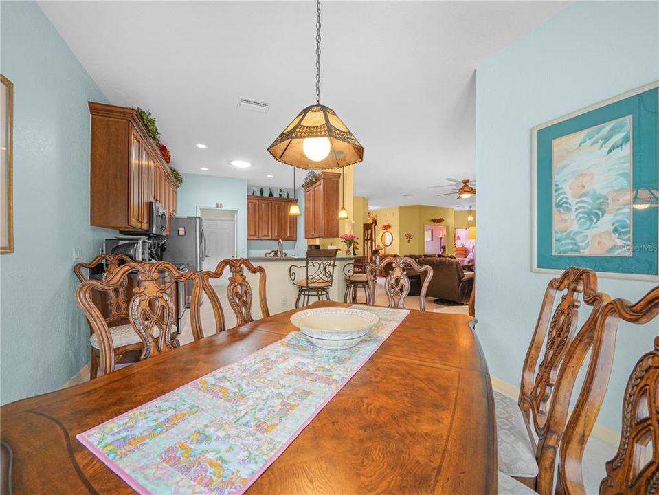 Active With Contract: $319,900 (2 beds, 2 baths, 2354 Square Feet)