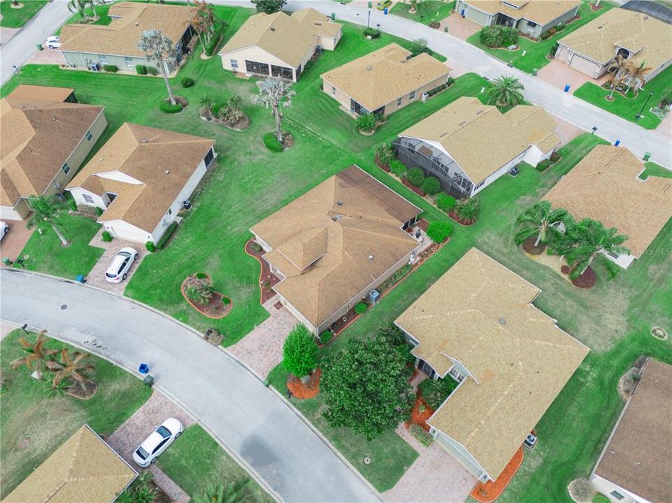 Active With Contract: $319,900 (2 beds, 2 baths, 2354 Square Feet)