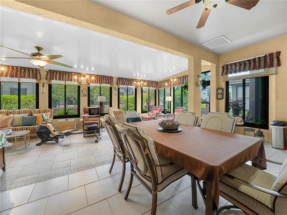 Active With Contract: $319,900 (2 beds, 2 baths, 2354 Square Feet)
