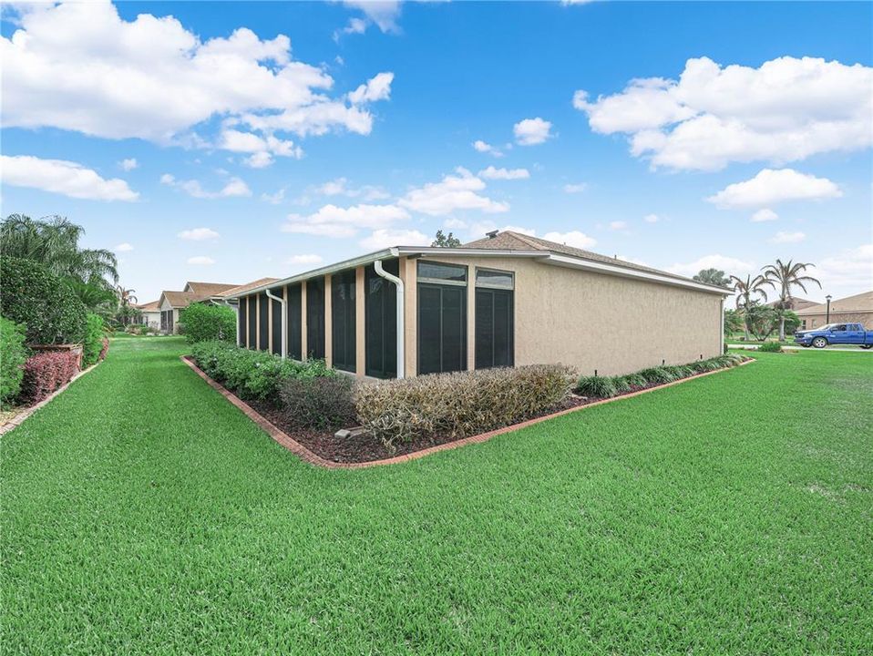 Active With Contract: $319,900 (2 beds, 2 baths, 2354 Square Feet)