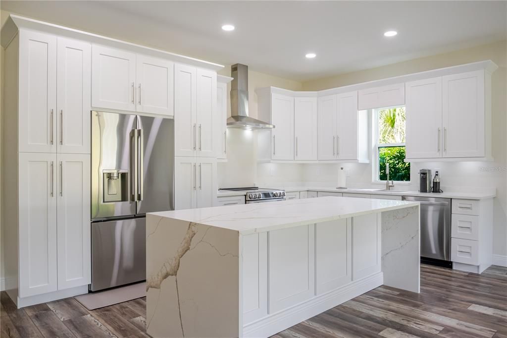 For Sale: $414,900 (3 beds, 2 baths, 1563 Square Feet)